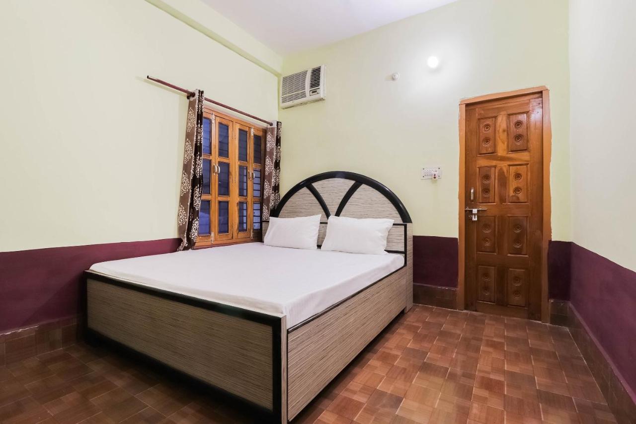 Hotel O Jyotish House Ayodhya Bagian luar foto